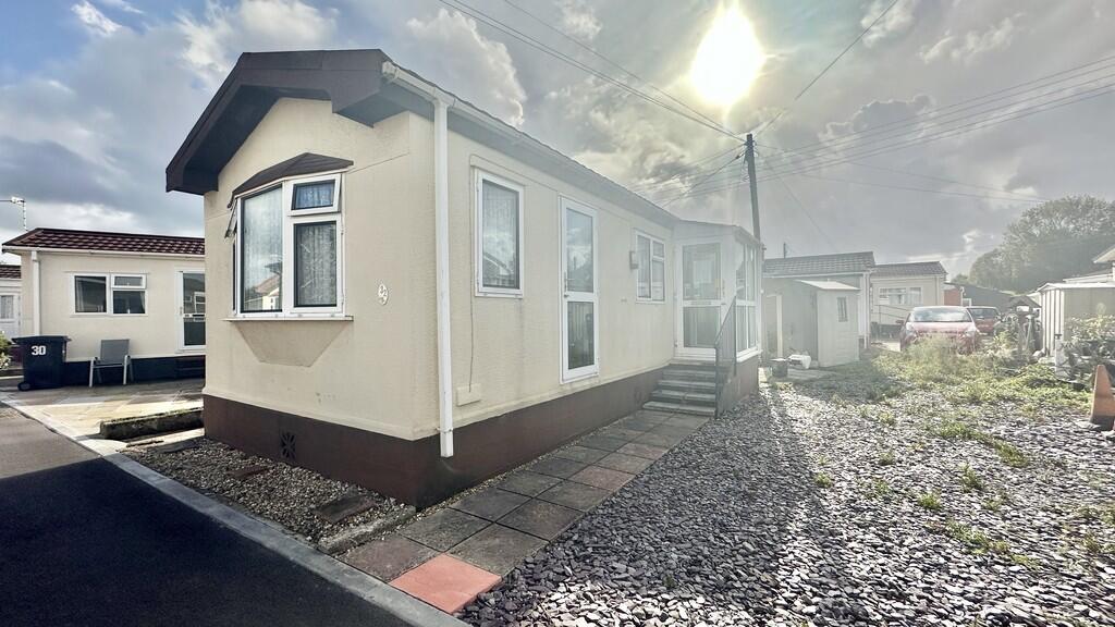 1-bed caravan on Hutton Park , Weston-super-Mare, £69,950