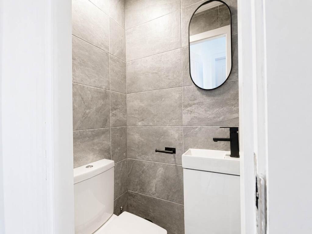 House in Liverpool, Knowledge Quarter, Kensington - More