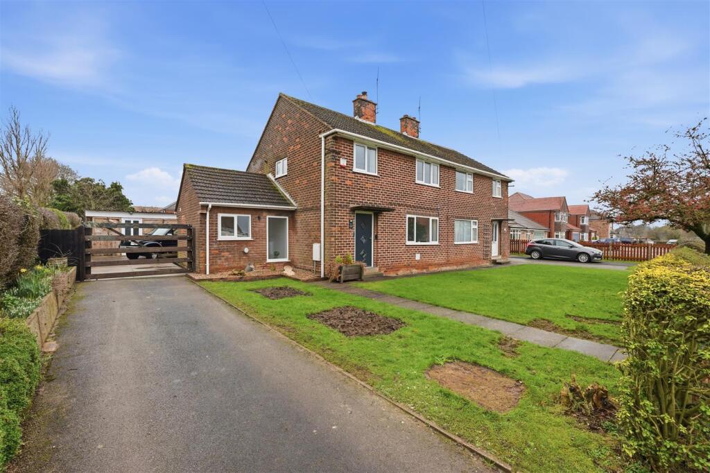 Main image of property: Oxcroft Lane, Bolsover, Chesterfield