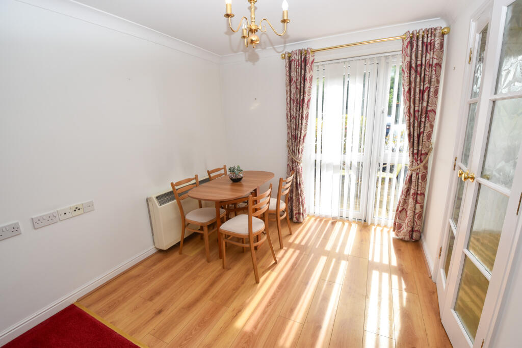 Apartment in Manchester - View 3