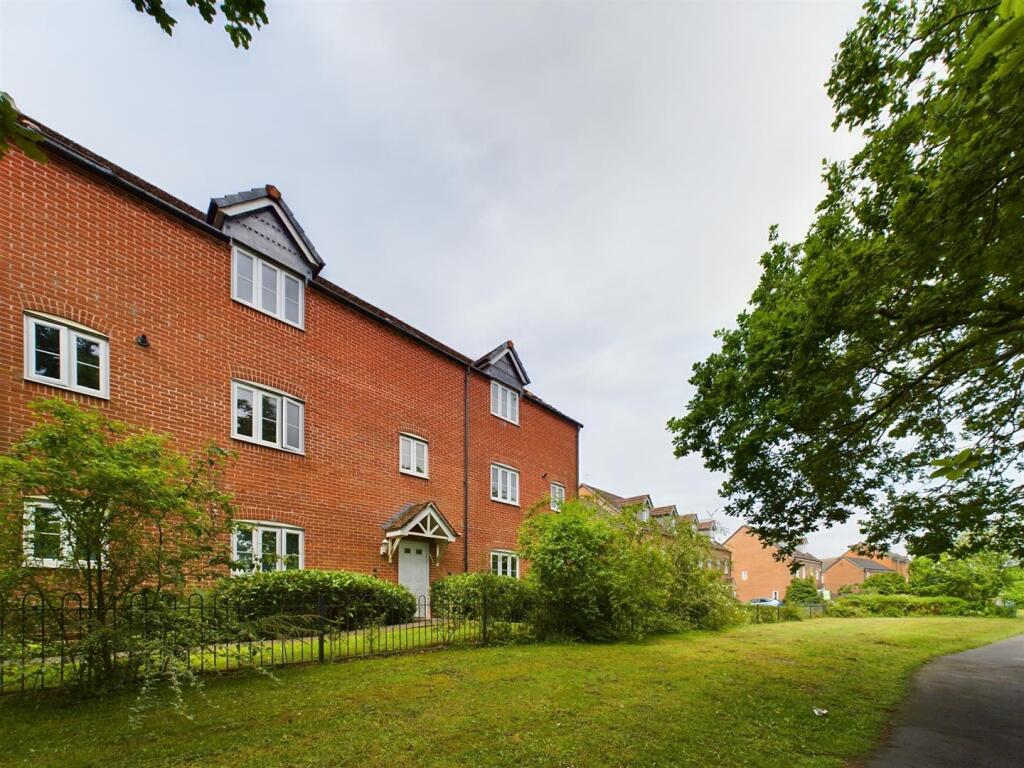 Main image of property: 274 Wharf Lane Solihull B91 2UP