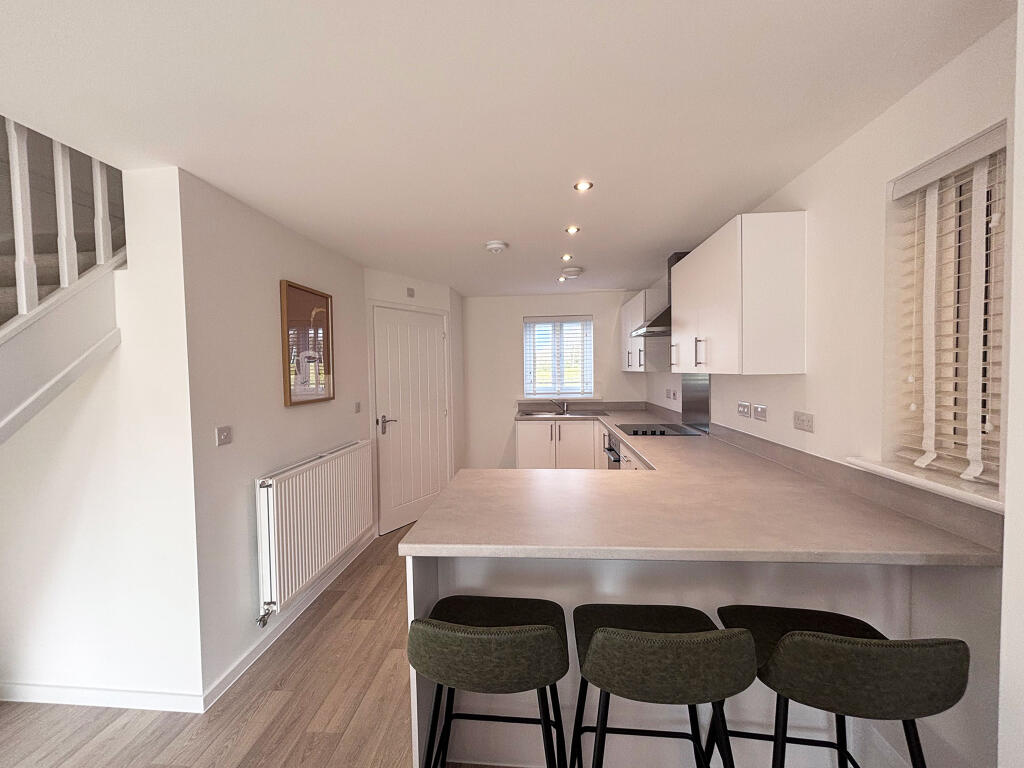 Main image of property: Kerdhva Treweythek,
Newquay,
TR8 4GA
