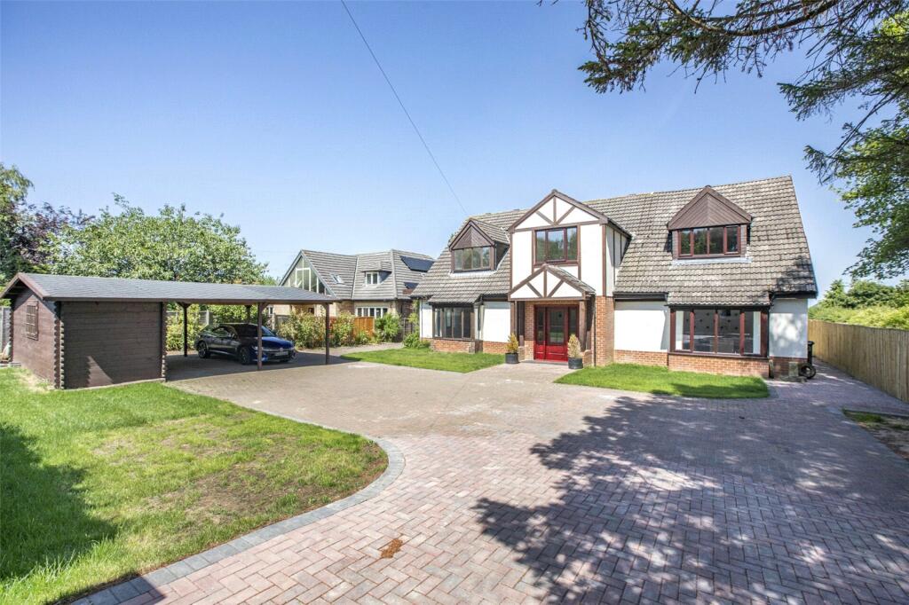 Main image of property: The Avenue, Ponteland, NE20