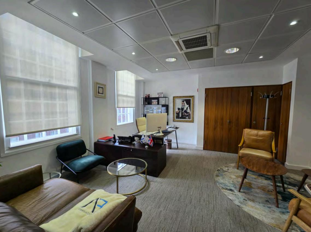 InteriorPhoto (2).png