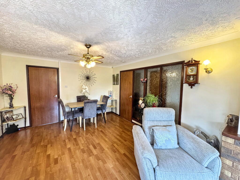 Denbigh Circle, Kinmel Bay, Conwy, LL18 photo 4