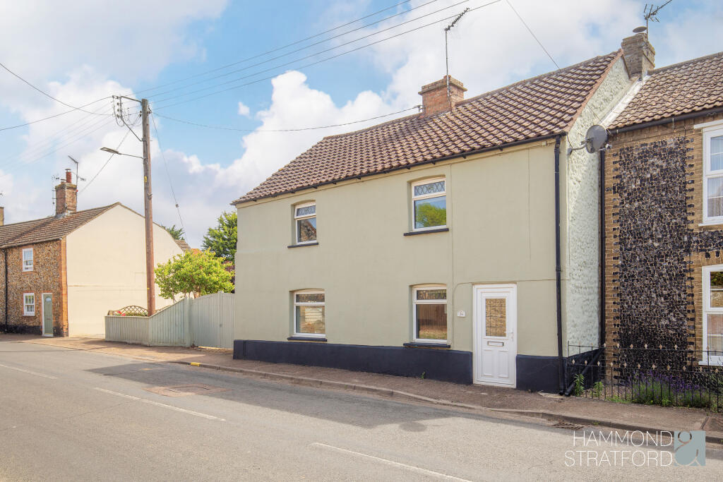 3-bed semi-detached on Oak Street, Feltwell, £350,000