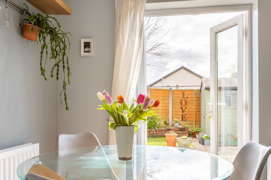 14 Glebe Close, Burton in Kendal, LA6 1PL  photo 3