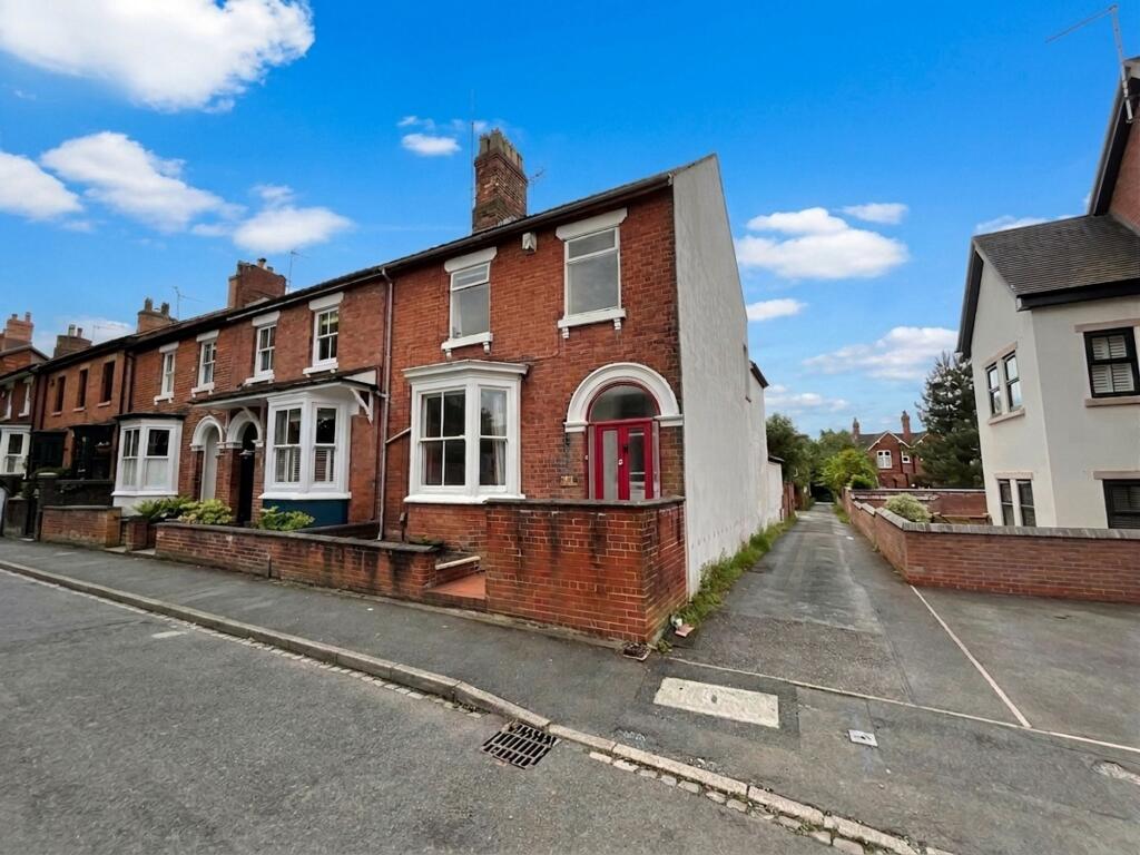 Main image of property: The Avenue, Stone, ST15