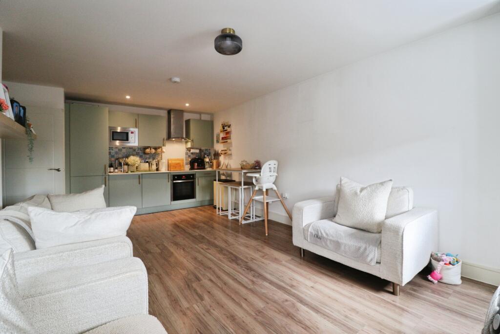Apartment in Chelmsford, Moulsham - View 5
