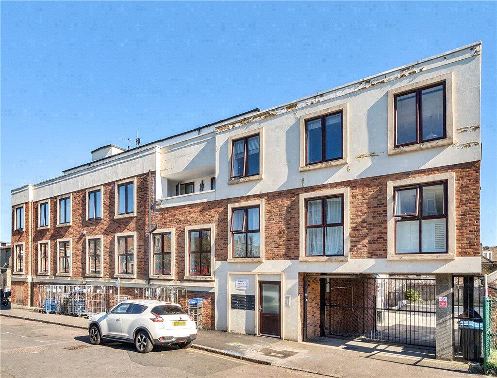 Main image of property: Suffolk Road, London, SE25