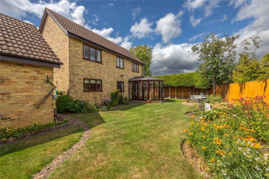 4-bed detached on Queens Close, Northill, Biggleswade, Bedfordshire, SG18, £600,000