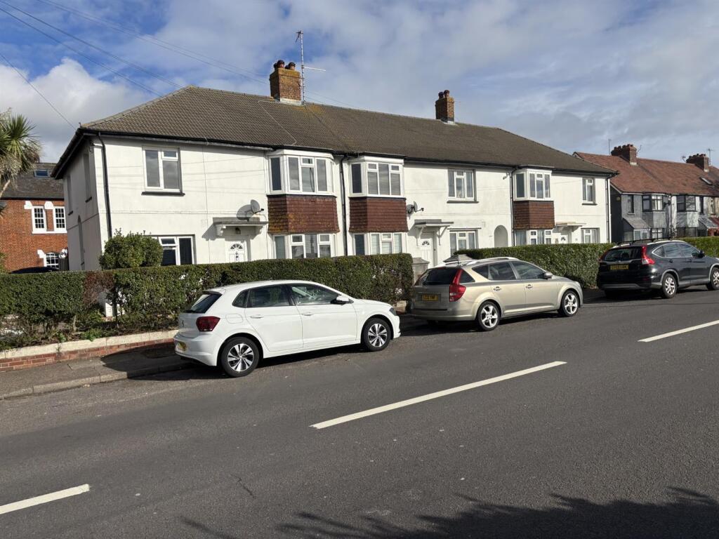 Main image of property: 283 Albion StreetSouthwickEast Sussex