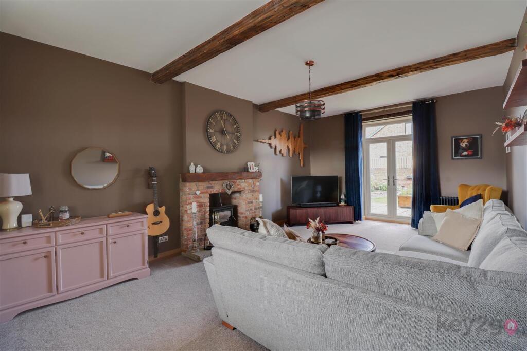 House in North East Derbyshire, Eckington - More