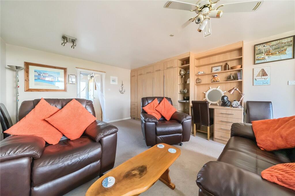 Heron Court, West Bay, Bridport, Dorset, DT6 photo 3