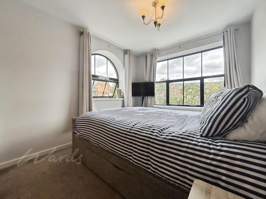 Apartment in Tonbridge and Malling, Kent - View 5