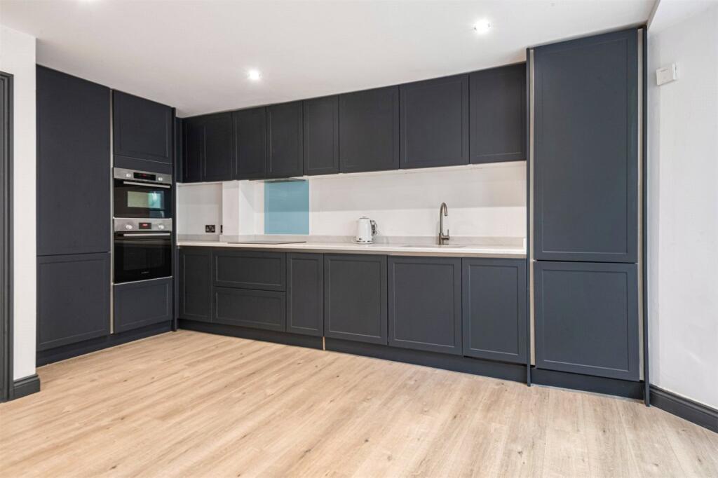 Apartment in Brighton, West Hill, Round Hill - More