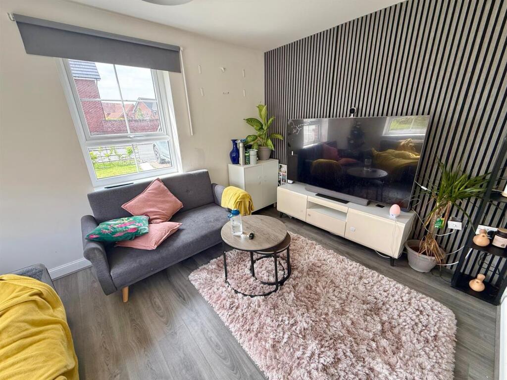 House in Stockport - View 5
