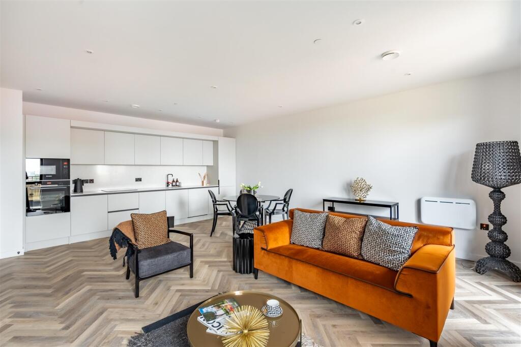 Apartment in York, Clifton Moor, Bell Farm - View 4