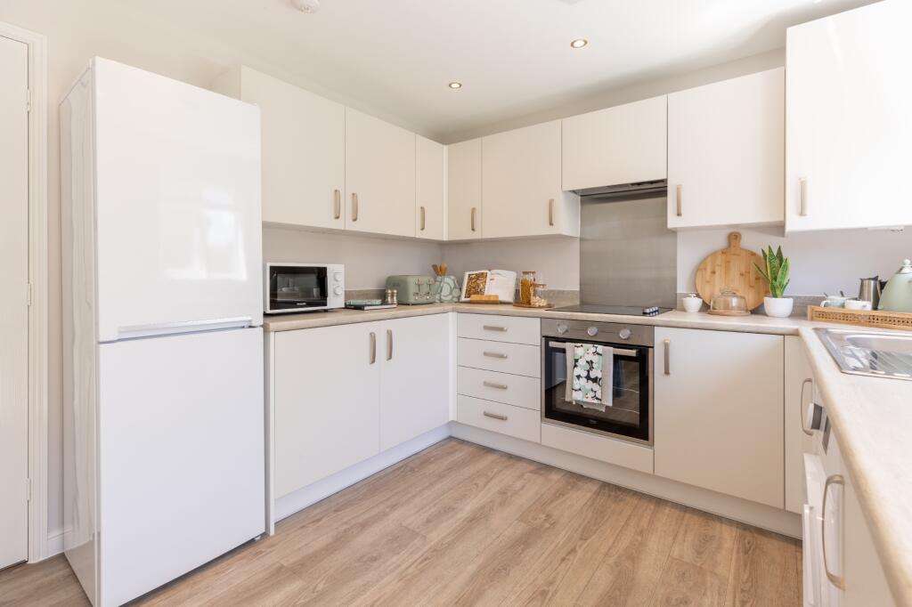 House in Ashfield, Sutton in Ashfield, Nottinghamshire - View 3