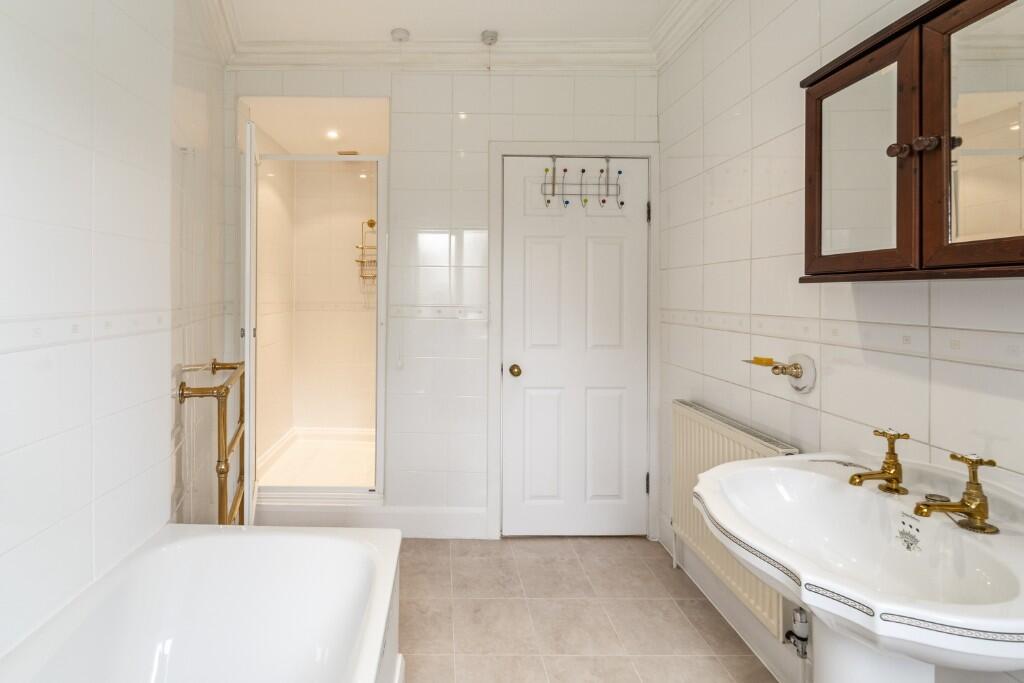 Additional image 16 of Warwick Road, Solihull, B91