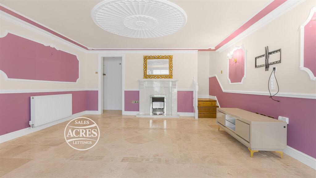 Ridgewood Drive, Four Oaks, Sutton Coldfield photo 5