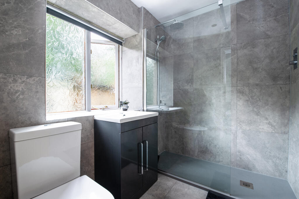 Additional image 4 of Ferrand Lane, Bingley, West Yorkshire, BD16