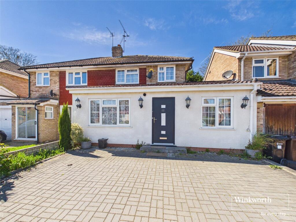 Main image of property: Quentin Road, Woodley, Reading, RG5