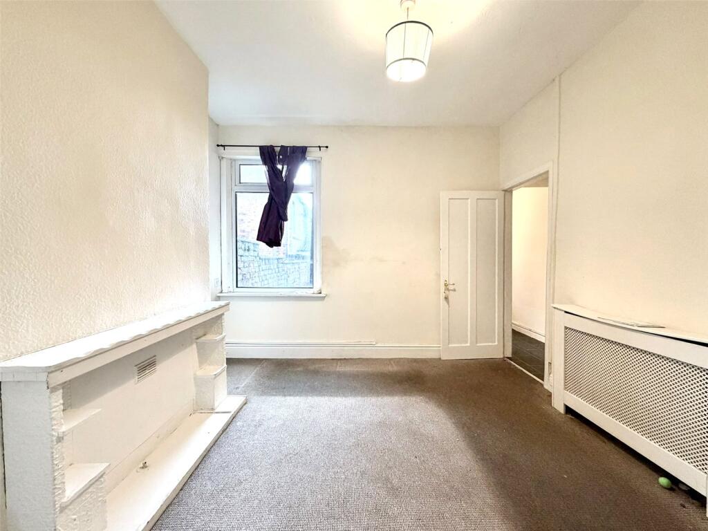 Downham Road, Tranmere, Wirral, Merseyside, CH42 photo 3
