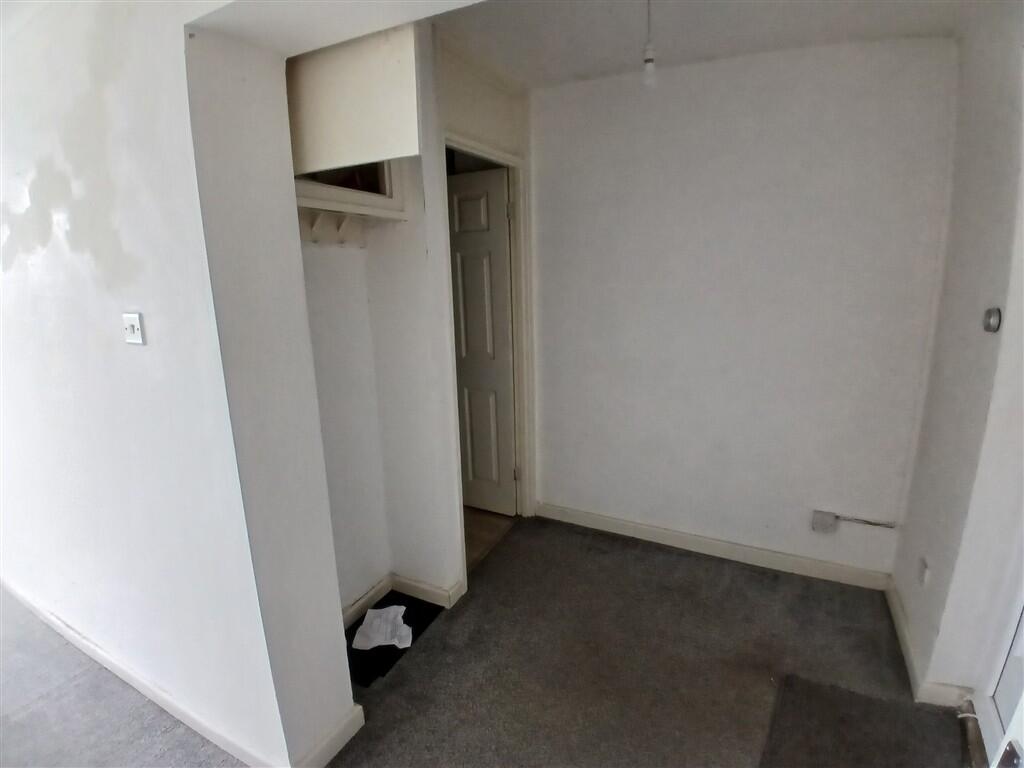 Apartment in Sunderland, Washington - View 5