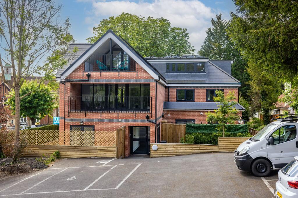 Main image of property: Zayn Apartments, Whyteleafe Hill, Whyteleafe