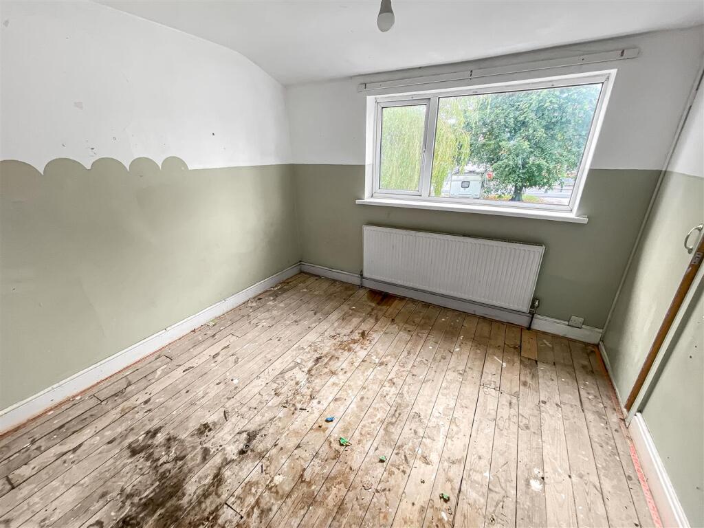 House in Darlington - More