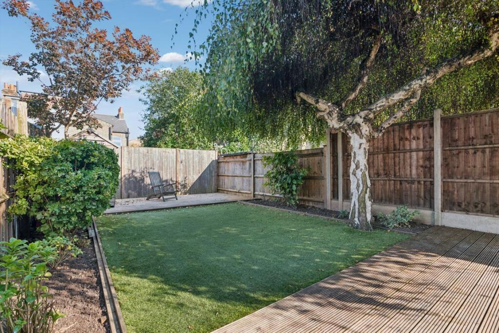 House in London - View 4