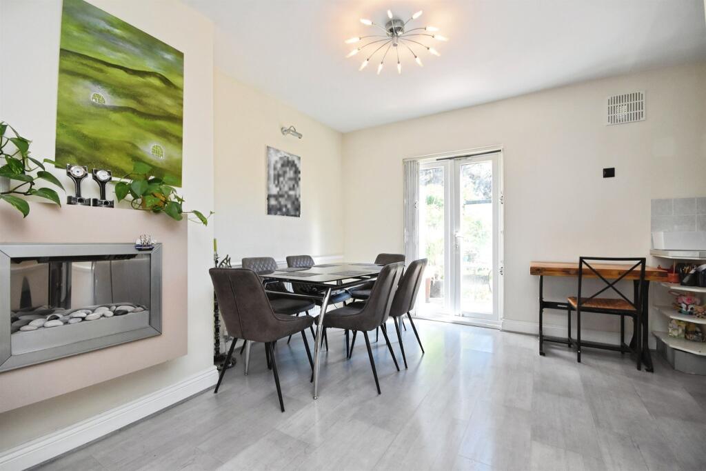 House in Romford - View 4