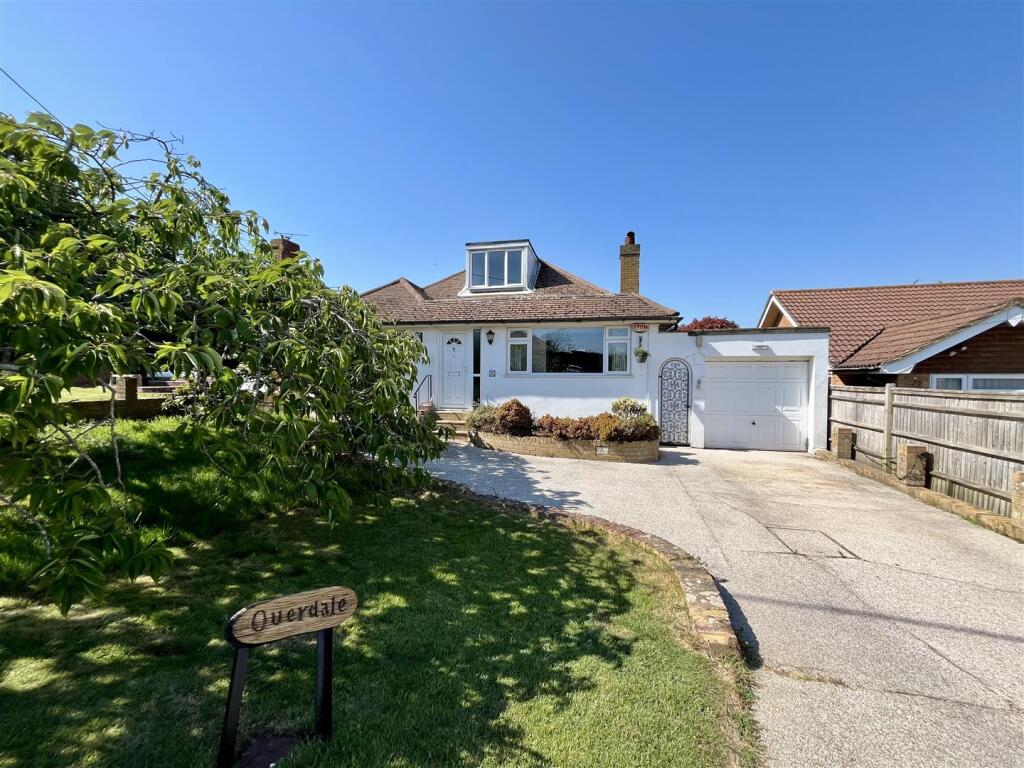 3-bed detached on Fyrsway, Fairlight, Hastings, £425,000