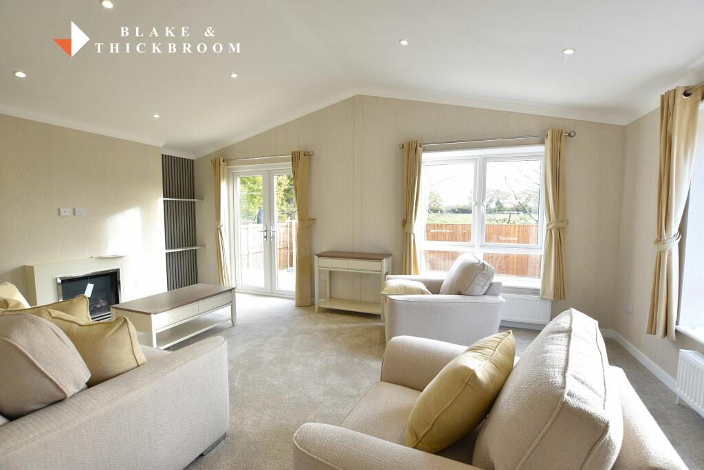 Oakleigh Park, Weeley, Essex, CO16 9DH - View 5