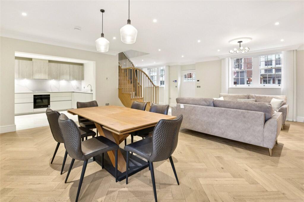 Main image of property: Devonshire Street, London, W1G