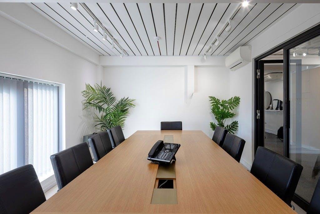 meeting room 2.jpg