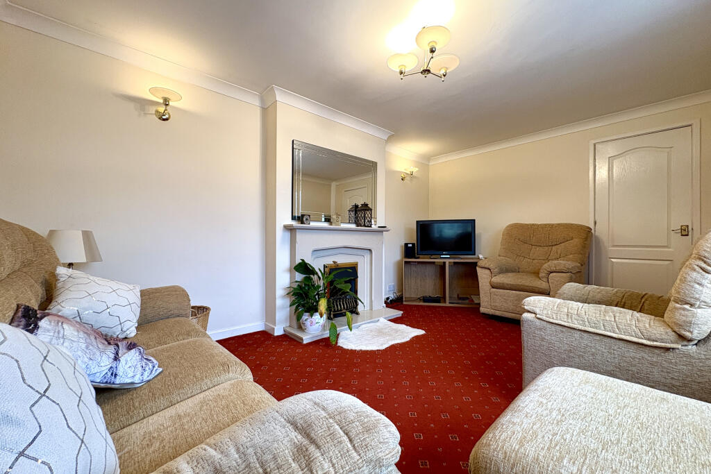 Calveley Walk, Standish, WN6 photo 4