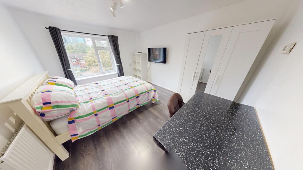 Apartment in Nottingham - View 4