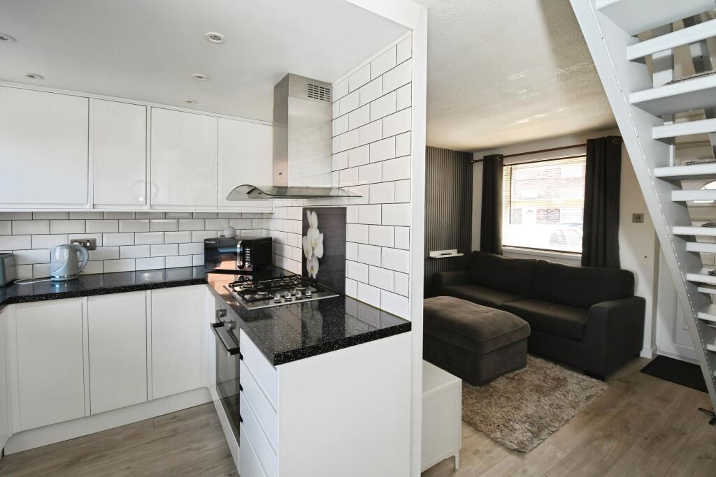 House in Lincoln, Lincolnshire - View 4