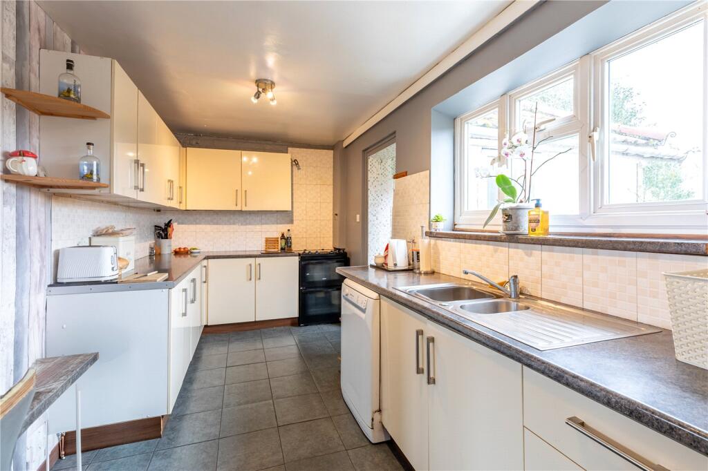 Woodland Road, Patney, Devizes, Wiltshire, SN10 photo 4