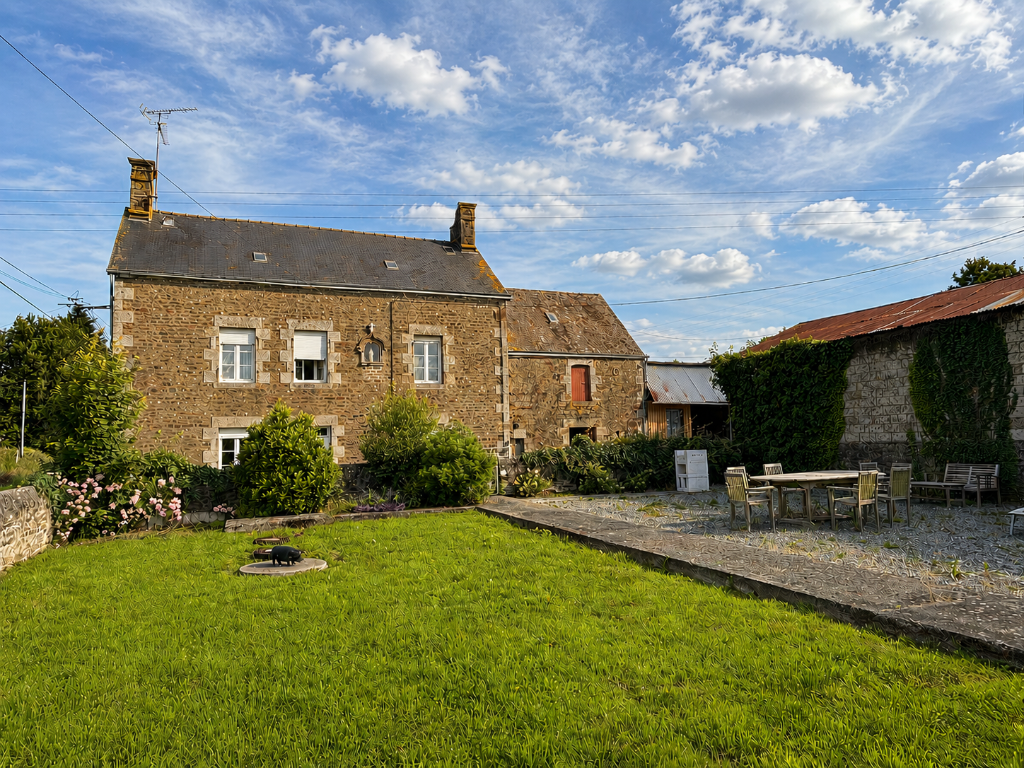 Main image of property: St-Aubin-Fosse-Louvain, Mayenne, Pays de la Loire