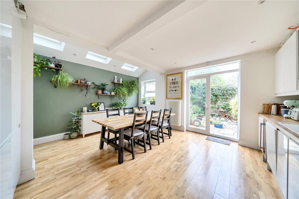 House in London - View 4
