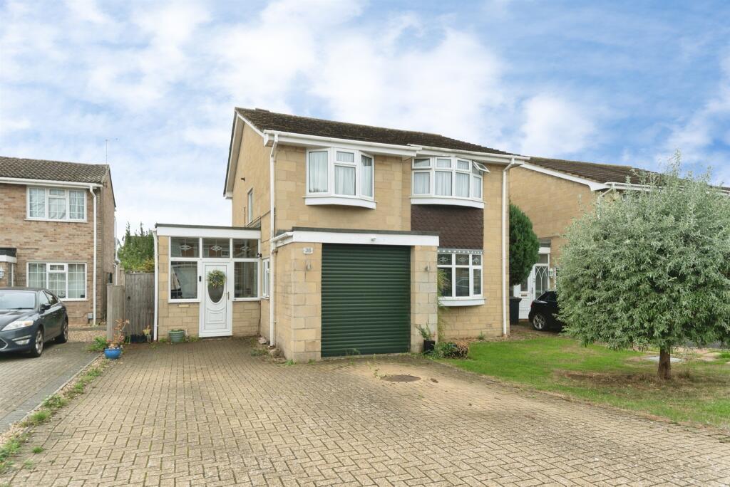 Main image of property: Lytchett Way, Swindon