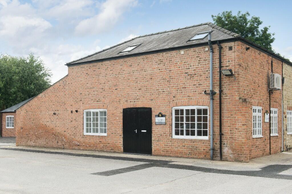 3 The Coach House