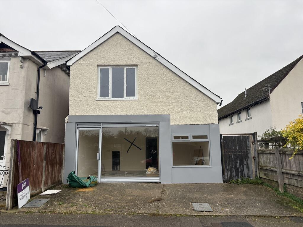 Main image of property: 1A Adelaide Road, Chichester, West Sussex, PO19 7NG