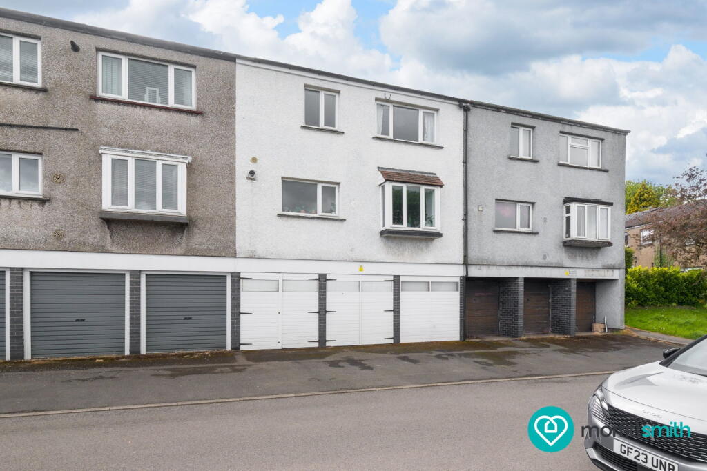 Woodfarm Drive, Stannington, S6 5LW photo 3