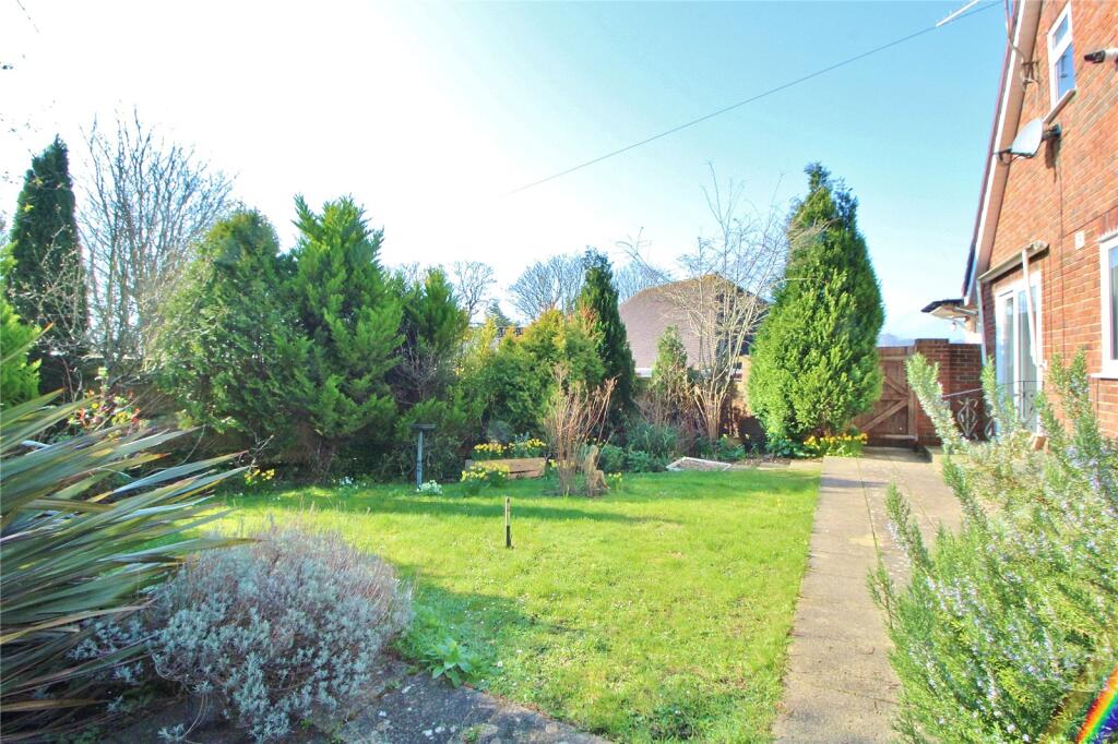 Pony Farm, Findon, Worthing, West Sussex, BN14 photo 4