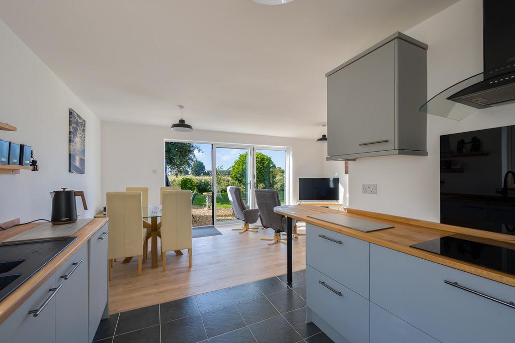 House in Peterborough - View 2
