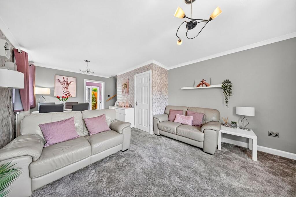 House in West Lancashire, Ormskirk - More